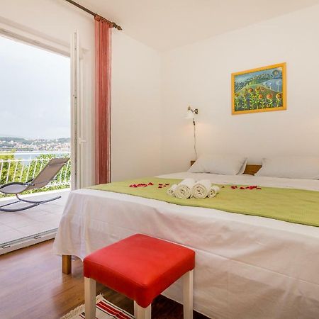Apartment "On The Beach" 特罗吉尔 外观 照片