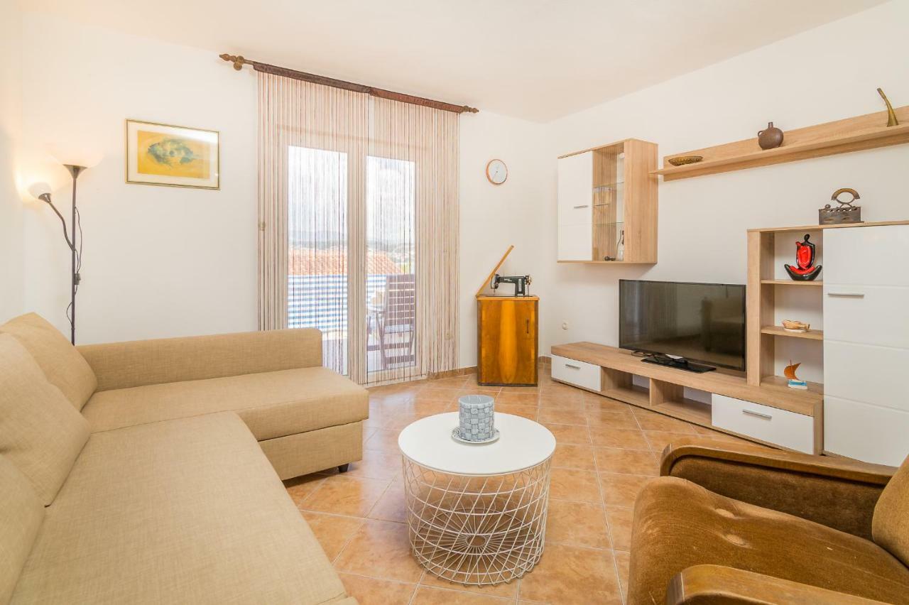 Apartment "On The Beach" 特罗吉尔 外观 照片